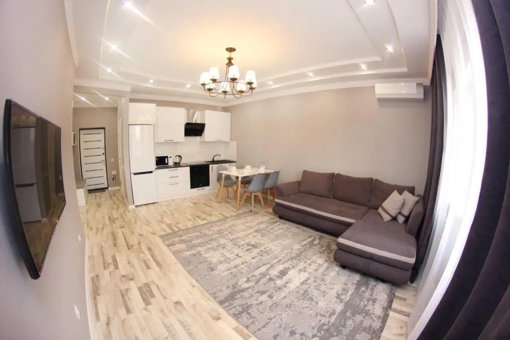 Ujutnye apartamenty na Navoi 208/6
