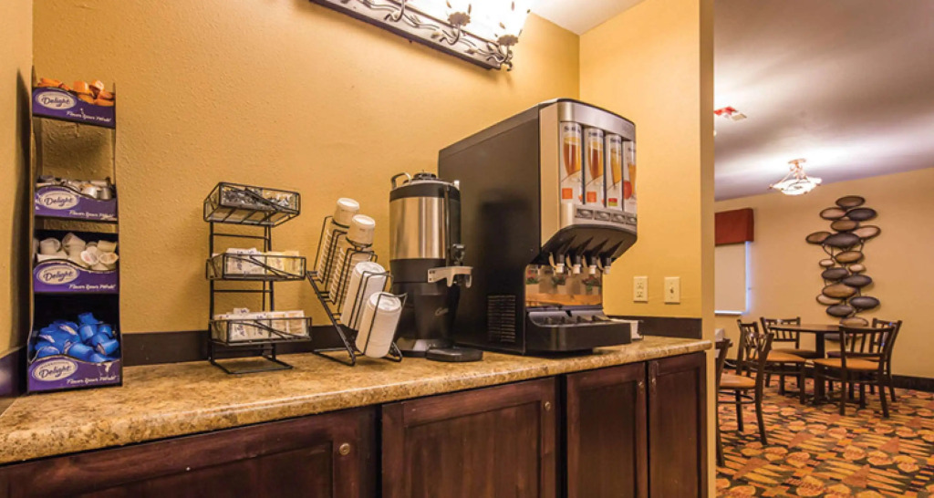 Best Western Plus Deer Park Hotel and Suites