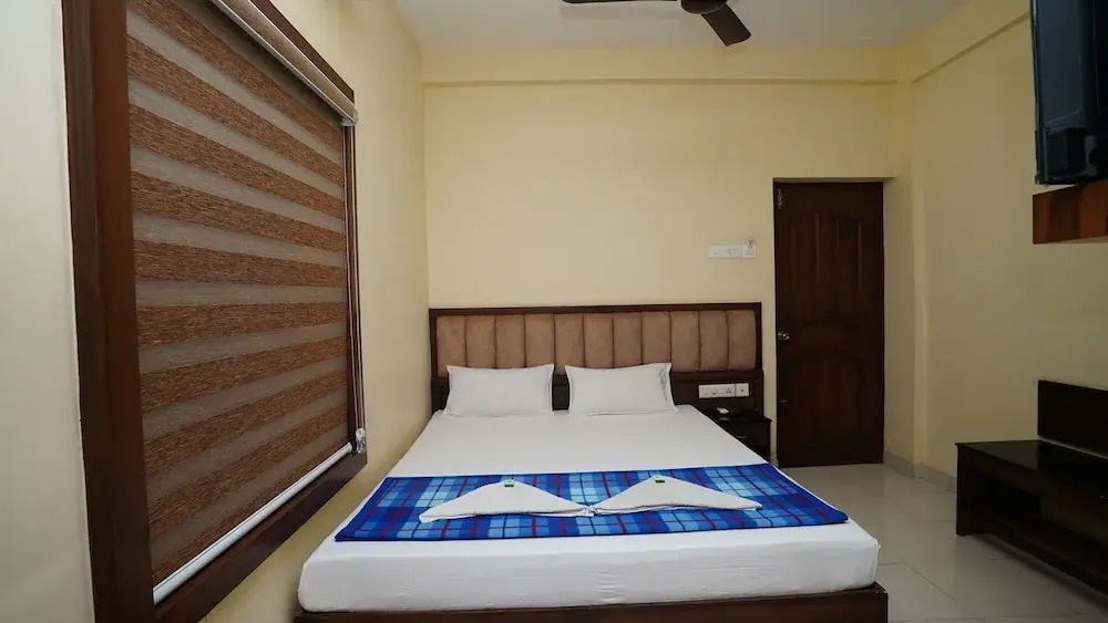 Olive Green Hotel