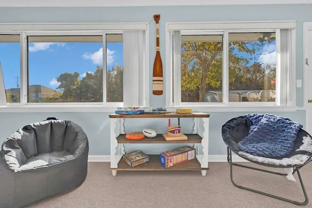 3 Blocks to Bay + Boat Parking + Renovated + 3 Bd