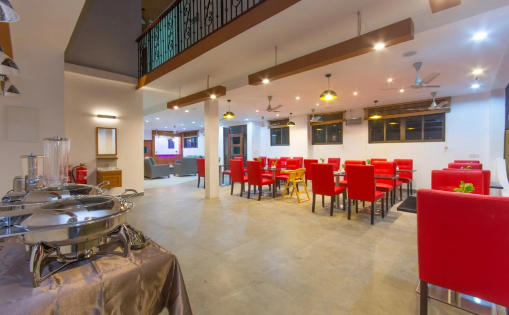 Paguro Beach Inn