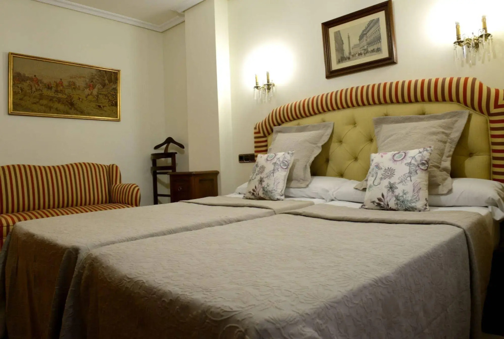 Hostal Arriazu