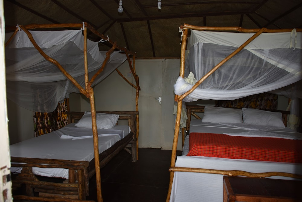 Kituri Selous Camps