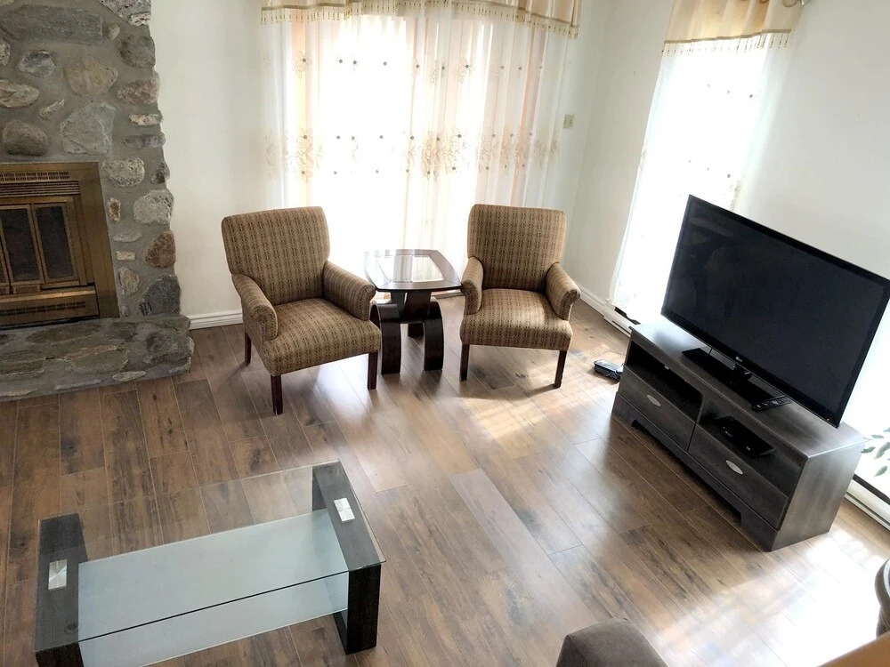 House With 3 Bedrooms in Carignan, With Enclosed Garden and Wifi