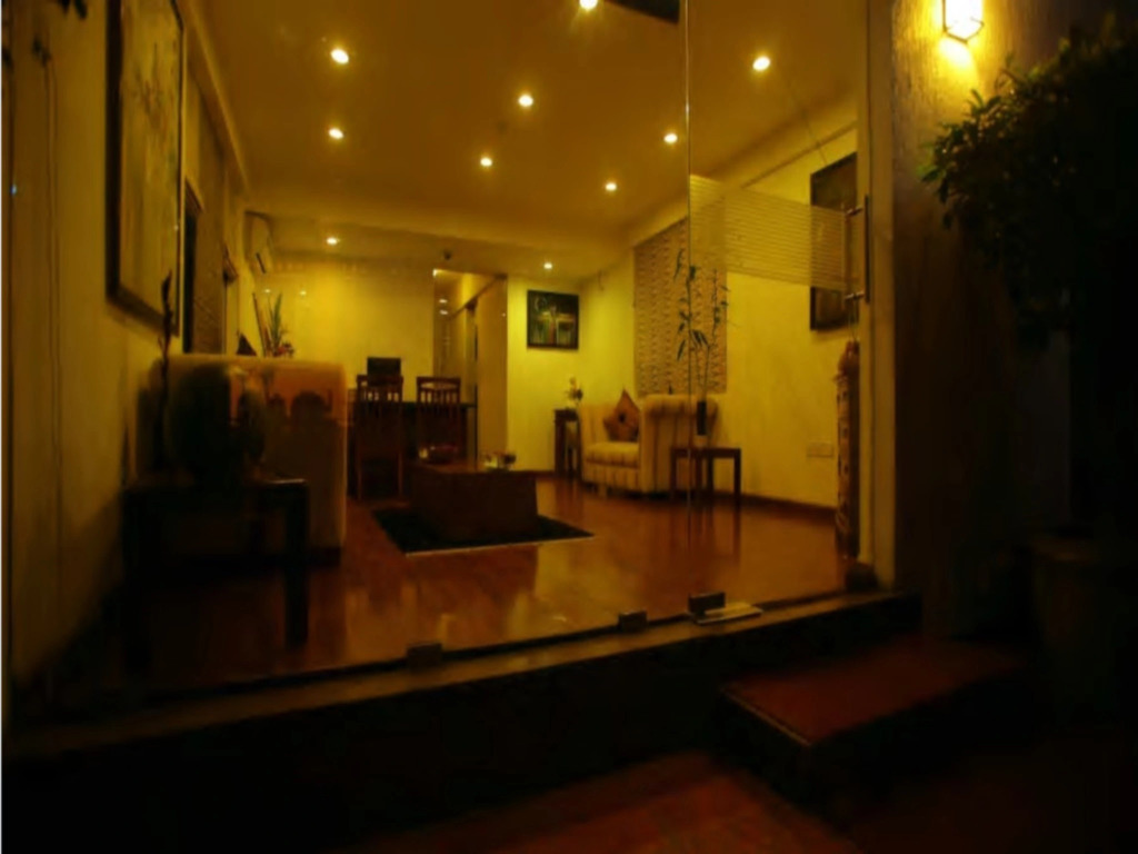 juSTa Off MG Road, Bangalore