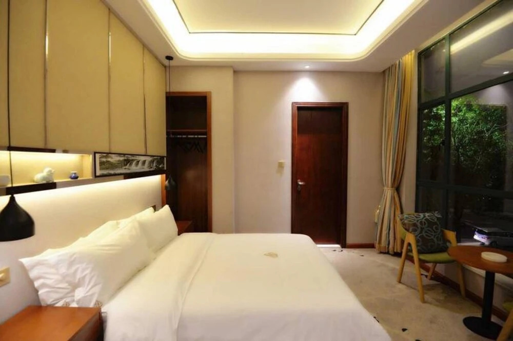 Guangzhou Changhe Hotel