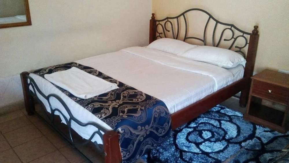 Hotel Bison Nakuru