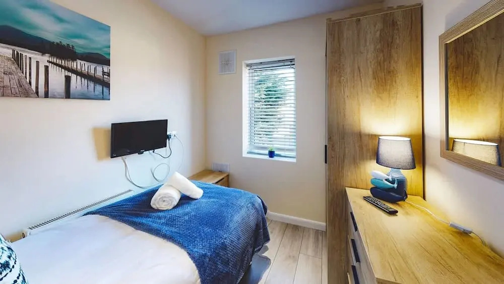 Perfect for Contractors 4-bedrooms Sleeps 7
