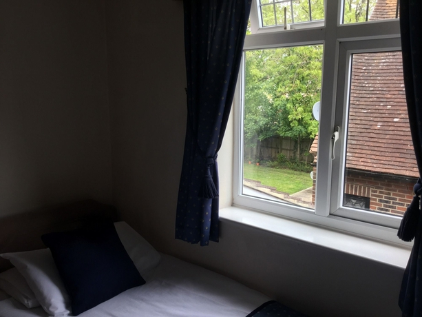 Gatwick House
