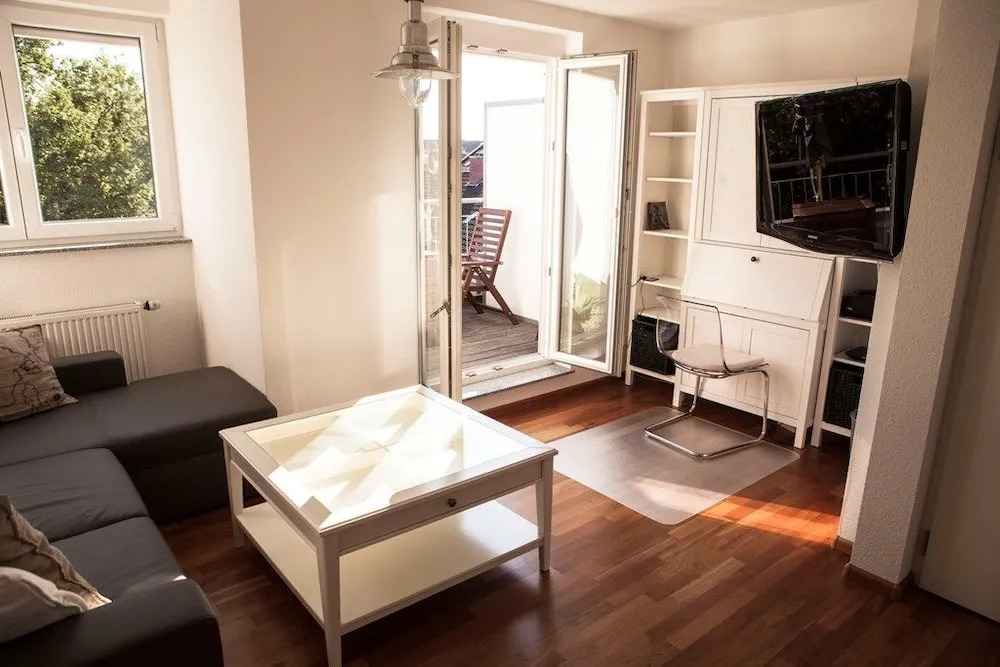 Deluxe City Apartment