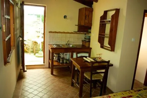 Apartments Cvita - Garden Hideaway