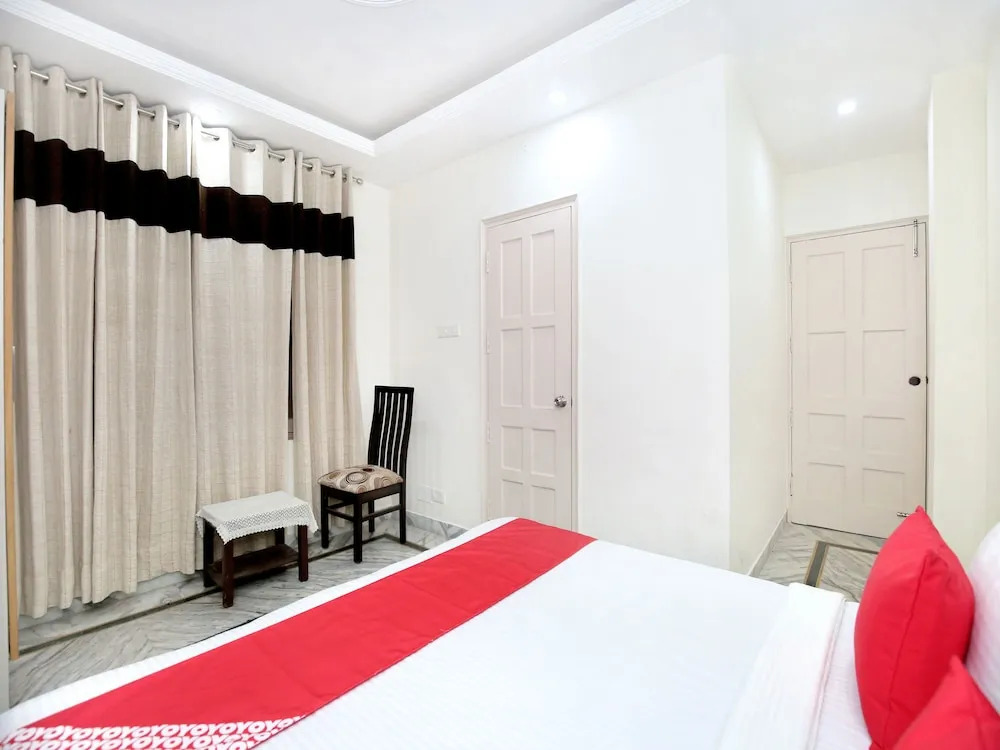 OYO 13341 Home 2BHK Valley VIew Barogh