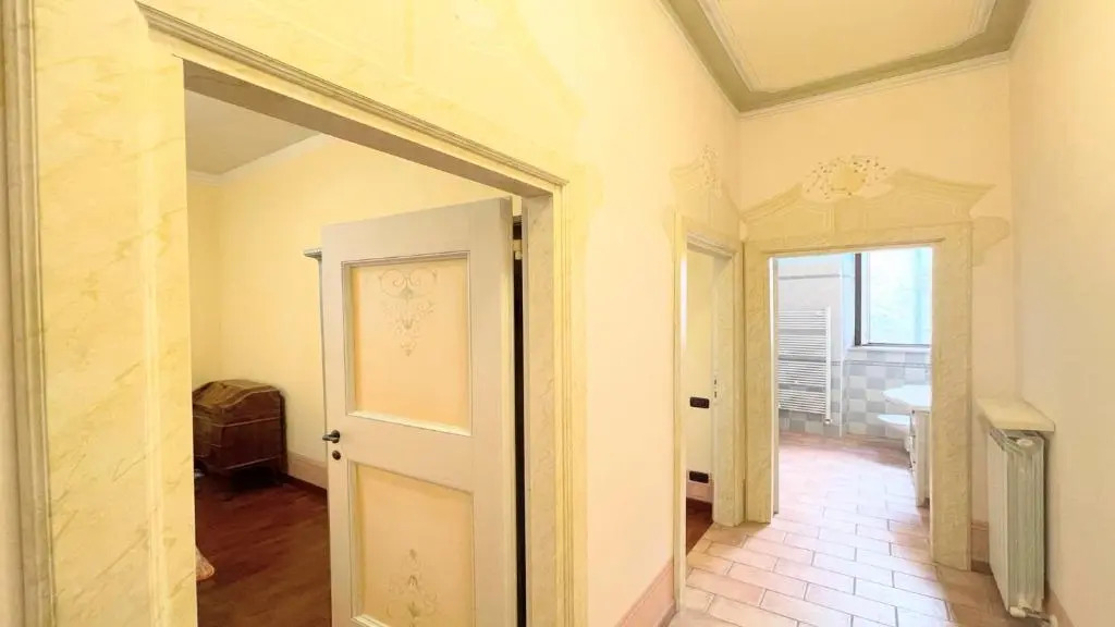 Spoleto Detached Villa Centrally Located - car Unnecessary - Wifi - Sleeps 10