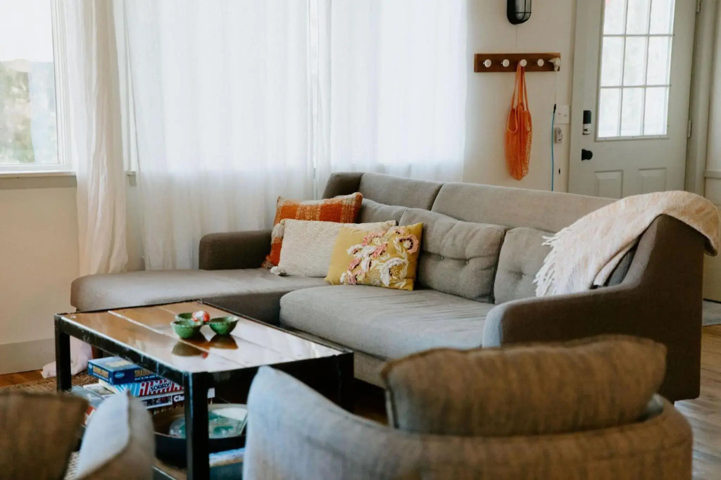 Cottage by the Sea: Pagnotto Shellback House