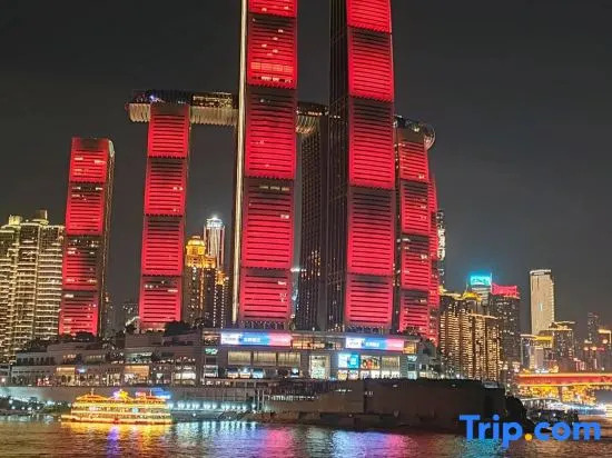 Yin Shiguang Riverview Hotel (Jiefangbei Hongyadong Store)