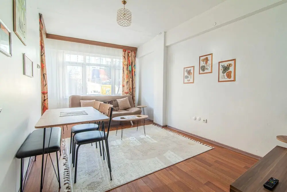 Charming Flat Next to Cevahir Shopping Mall