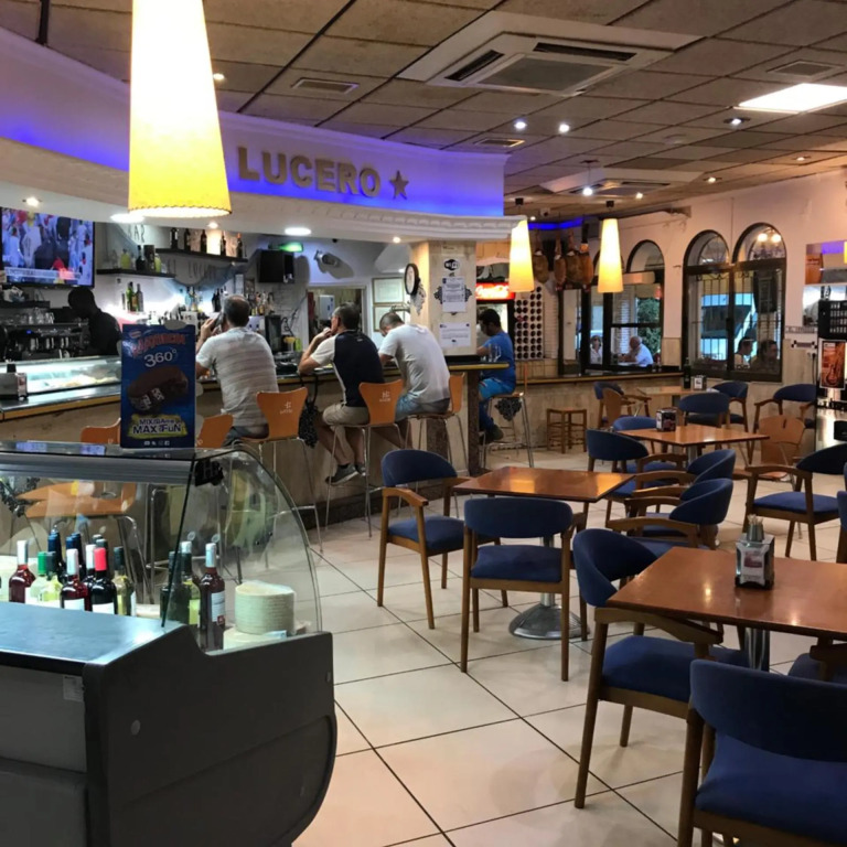 Hotel Lucero