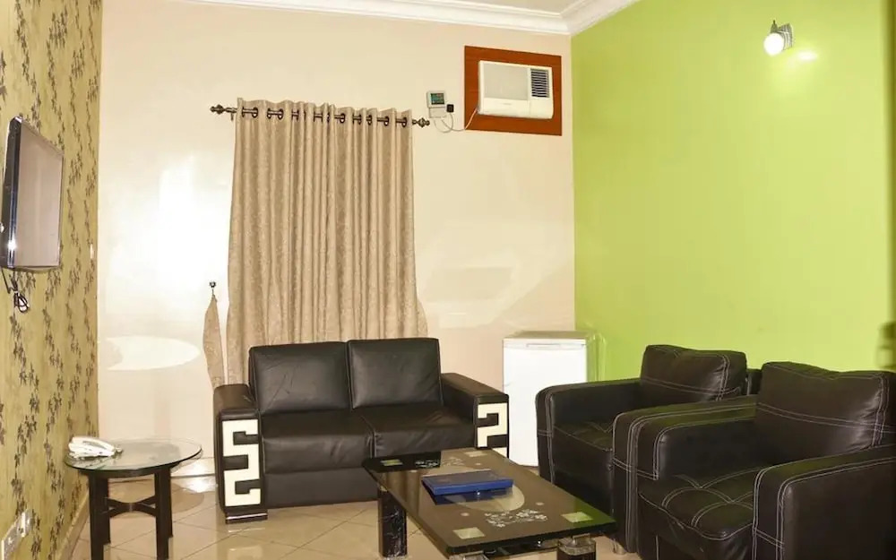 Royal Charlin Hotel and Suites