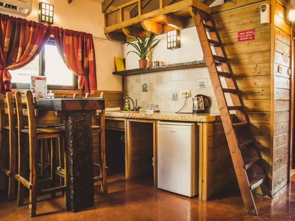 Neve Bar boutique hotel in the village