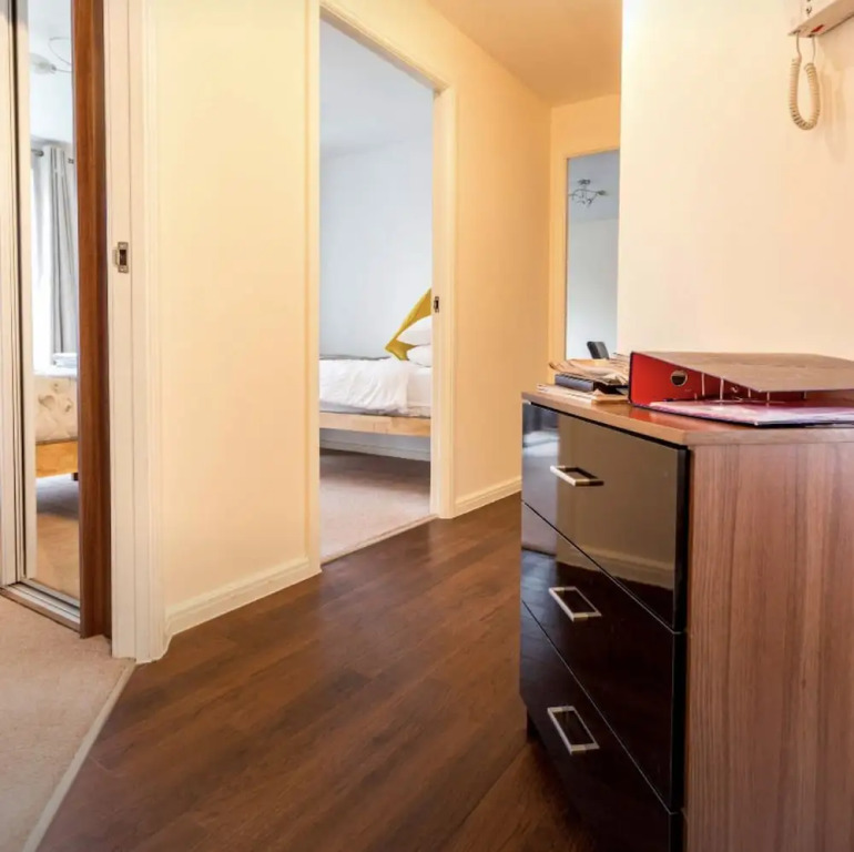 The West Cambridge Apartment