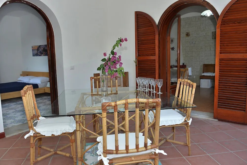 Villa Inn Costa