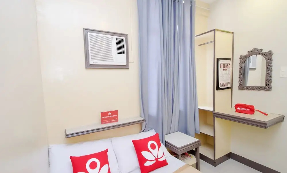 ZEN Hostel Panay Ave. QC