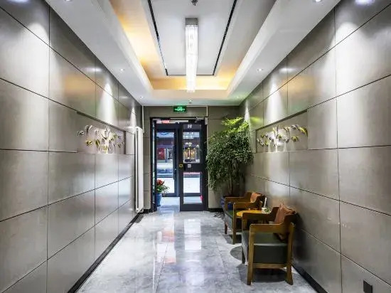 Meike Hostel