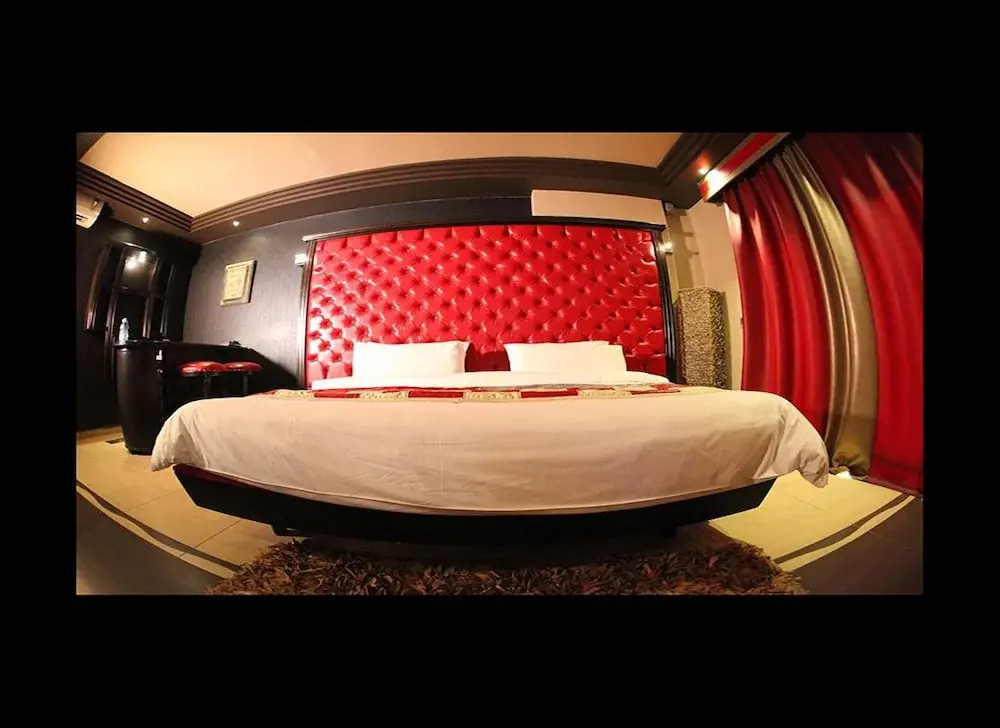 Voodoo Hotel