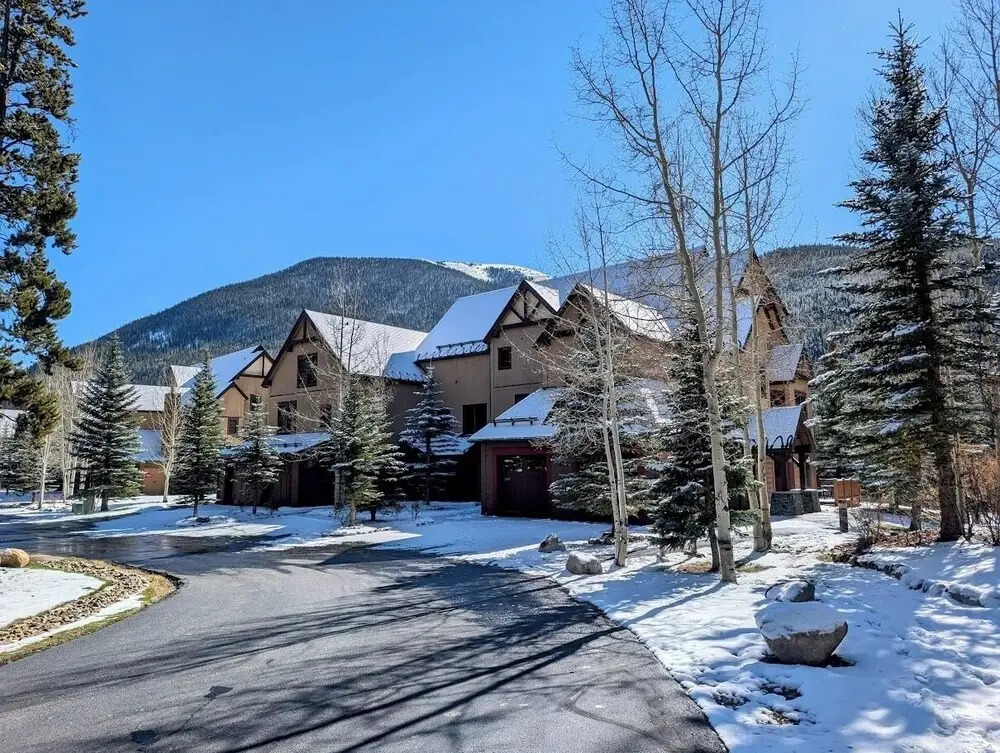 Red Hawk Townhomes 2342