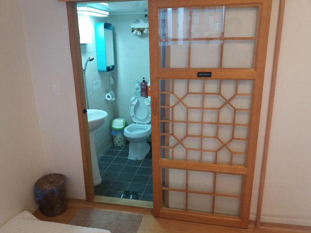 Bukchon Guesthouse