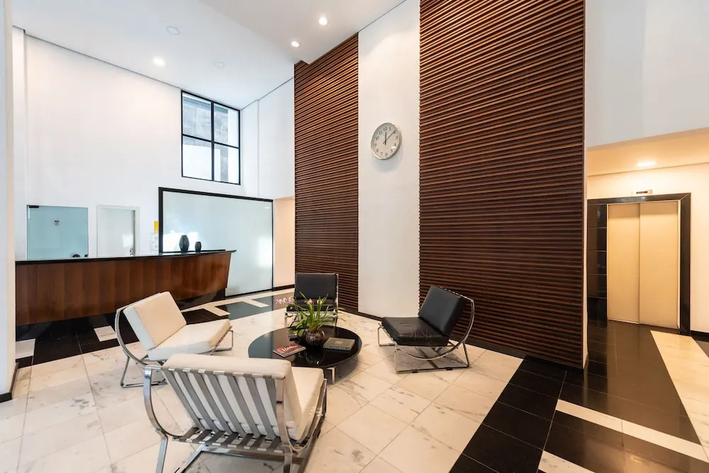 Praca Benedito Calixto - Duplex
