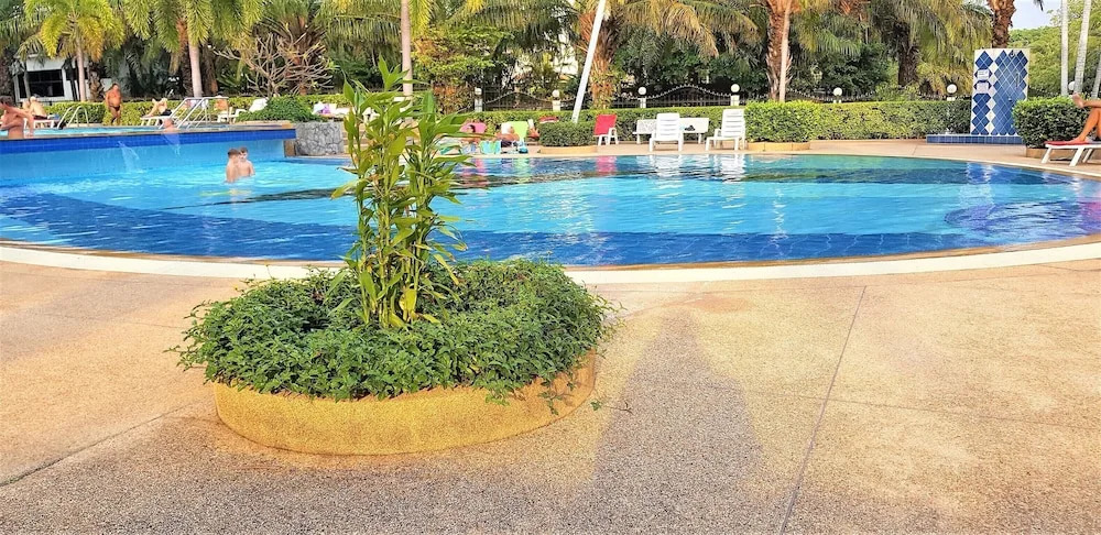 View Talay 2 A 7th floor studio condo