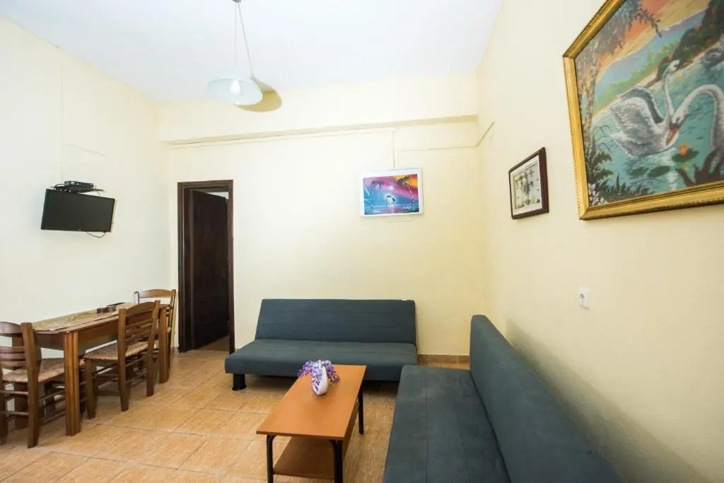 Pantelis Apartments