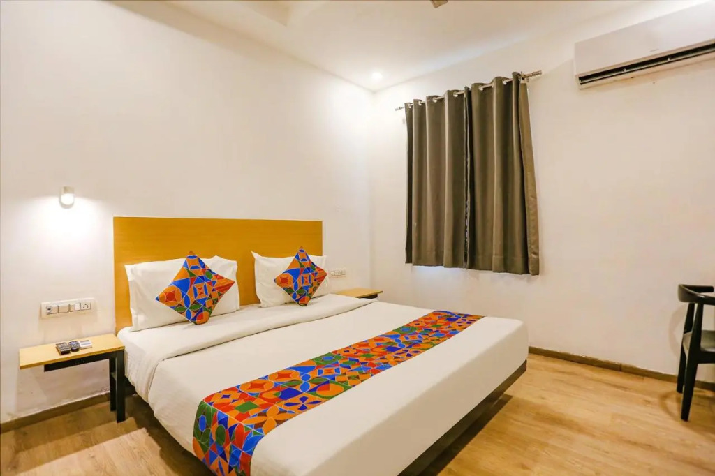 FabHotel Roseman