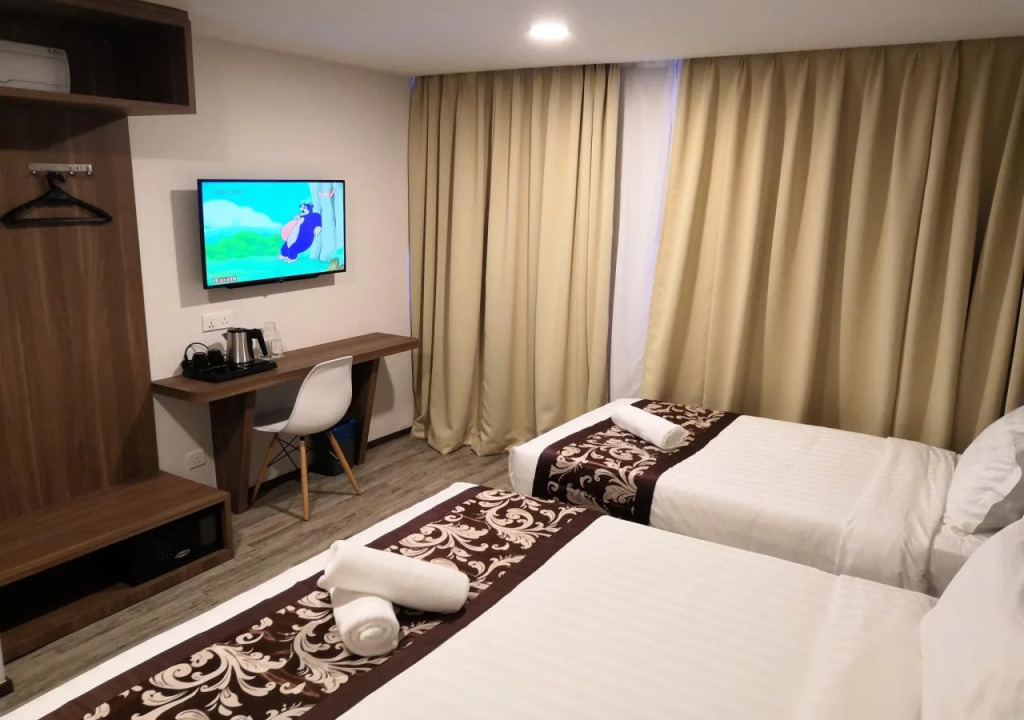 LoLex Hotel