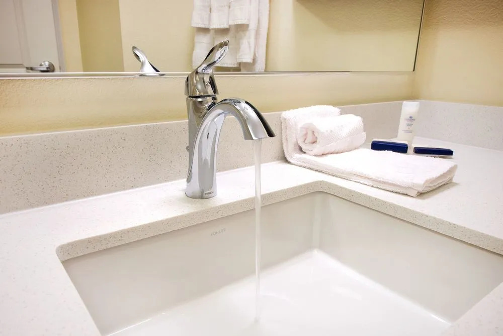 Candlewood Suites Columbia Hwy 63 & I-70 by IHG