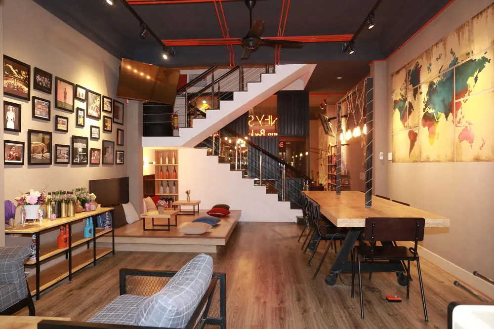 Barneys Danang Backpackers House