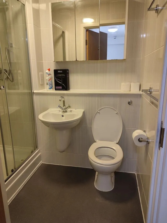Comfortable Rooms & Apartments - BANGOR