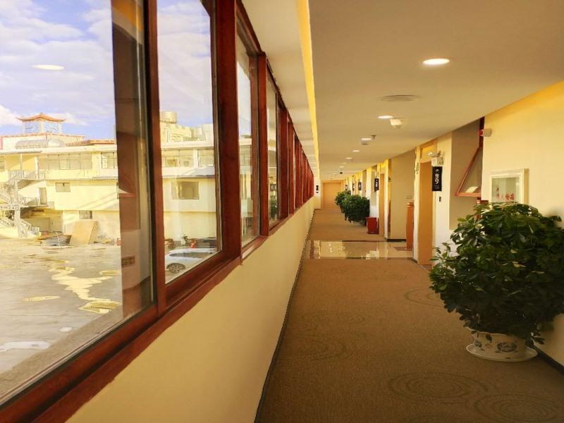 GreenTree Inn Shangri-La City Bus Station
