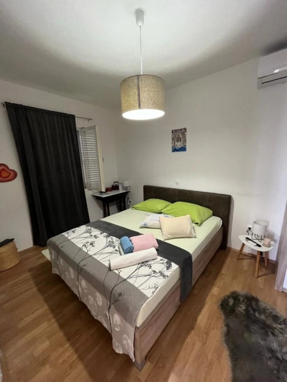 Apartment Mario