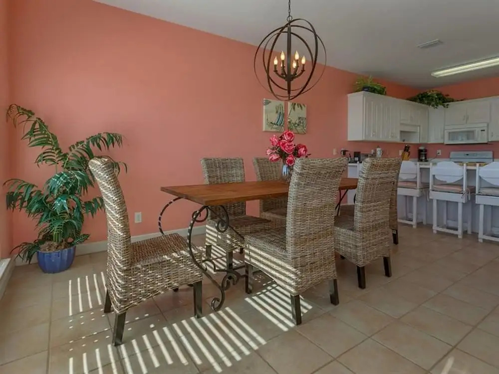 Sea La Vie by Meyer Vacation Rentals