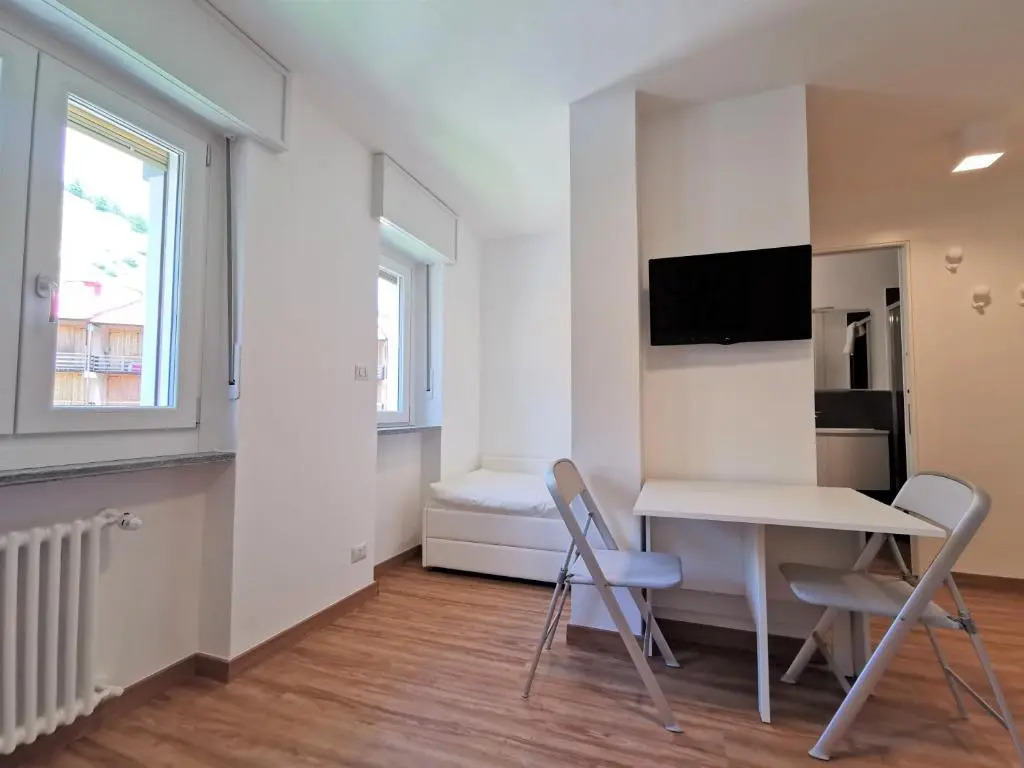 Hostdomus - Smart Tech Apartment