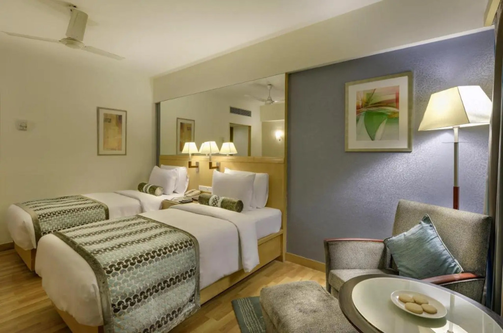 Pride Plaza Hotel, Ahmedabad