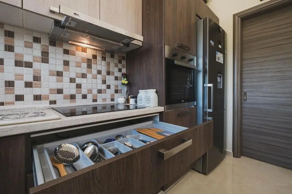 Spacious & New fully equipped Home with Parking