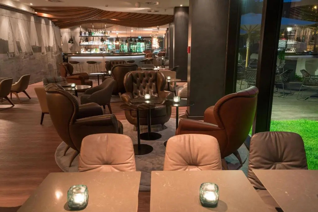 Motel One Hamburg-Alster
