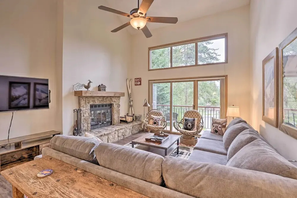 Walk to Lift: Townhome w/ Shuttle in Breckenridge!