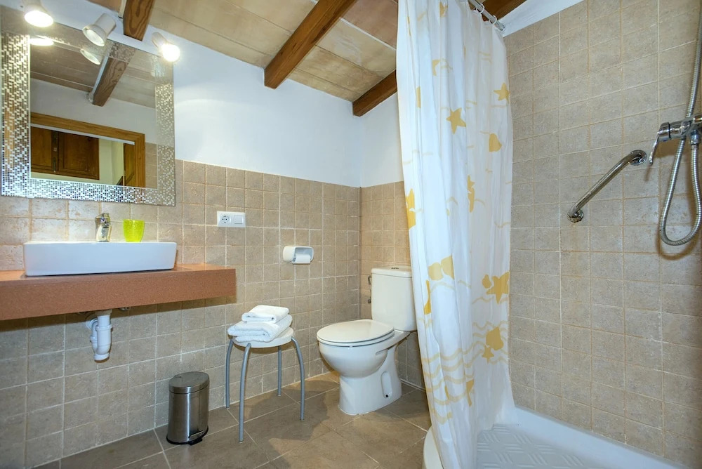 Family Villa Teo With Private Pool