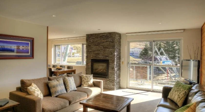 Altitude Apartments