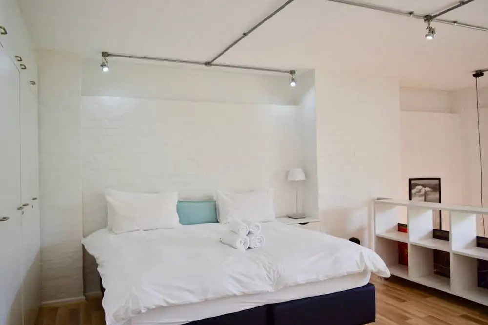 New York Style Loft Apartment With Safe Parking And Pool