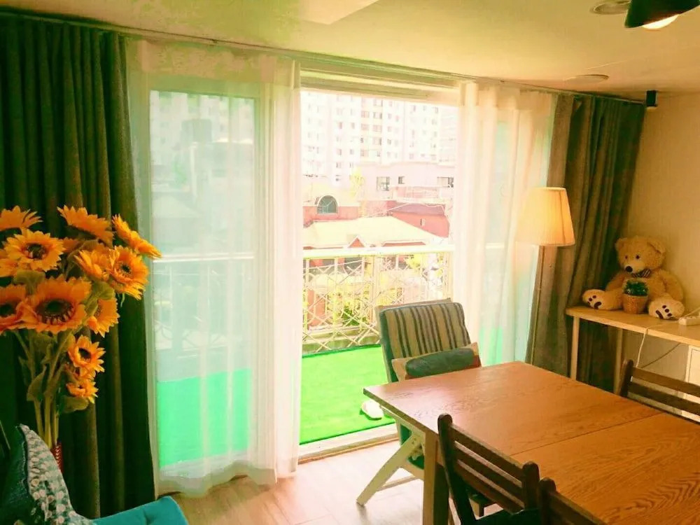 Hoong House - Hostel